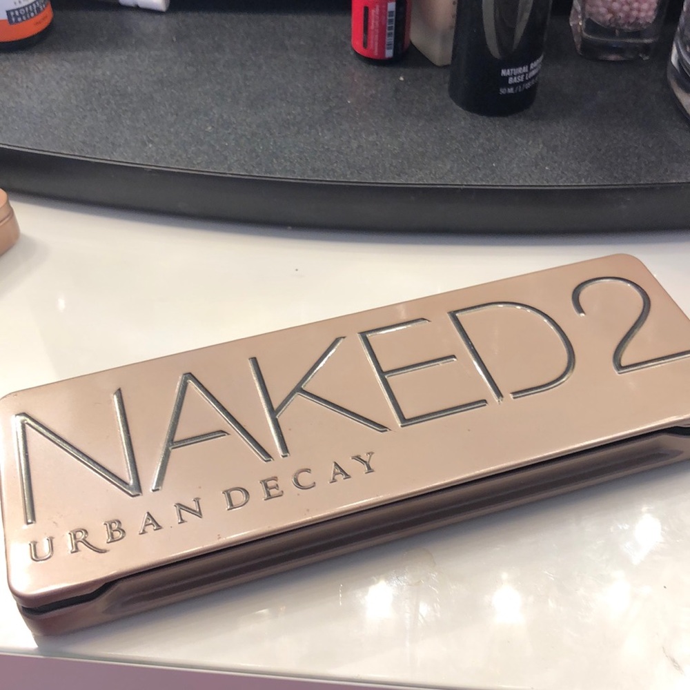 Urban Decay Naked 2 pallet